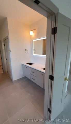 16607 E 41st Place S, Tulsa, OK 74134