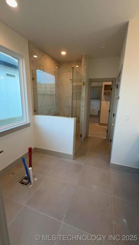 16607 E 41st Place S, Tulsa, OK 74134