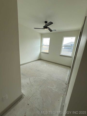 16607 E 41st Place S, Tulsa, OK 74134