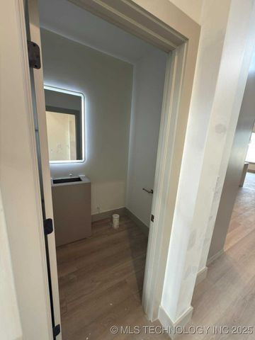 16607 E 41st Place S, Tulsa, OK 74134