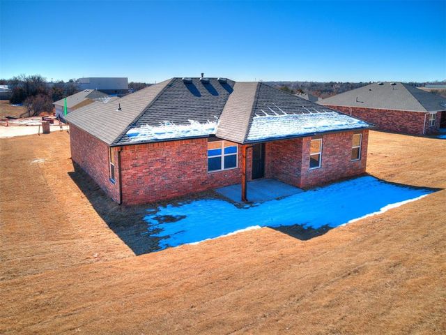 4832 Firewood Circle, Guthrie, OK 73044