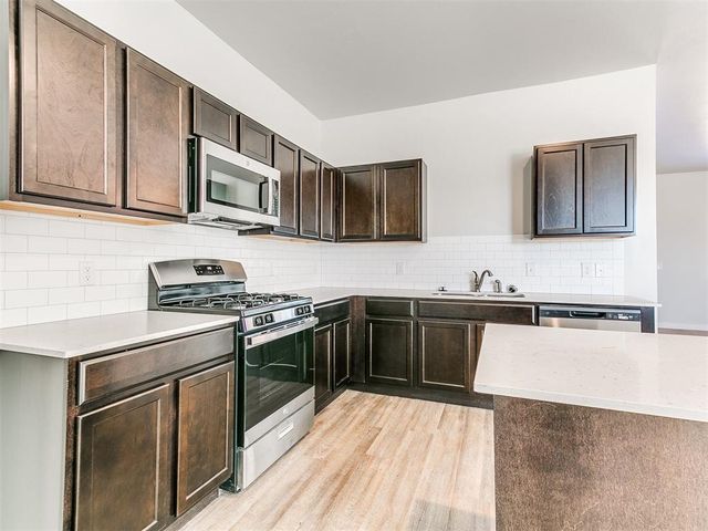 4832 Firewood Circle, Guthrie, OK 73044