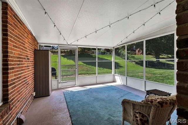 1533 Sherman Drive, St Charles, MO 63303