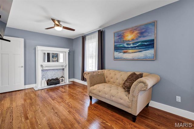 1533 Sherman Drive, St Charles, MO 63303