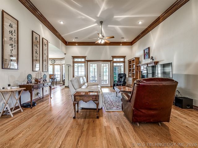 11 Longacre Drive, Ramona, OK 74061