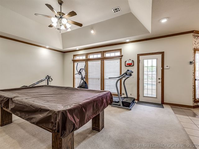 11 Longacre Drive, Ramona, OK 74061