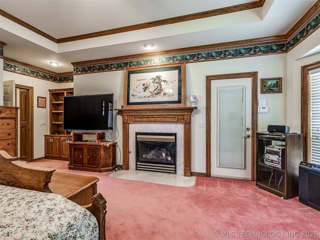 11 Longacre Drive, Ramona, OK 74061
