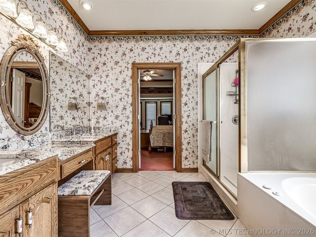 11 Longacre Drive, Ramona, OK 74061