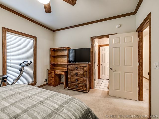 11 Longacre Drive, Ramona, OK 74061