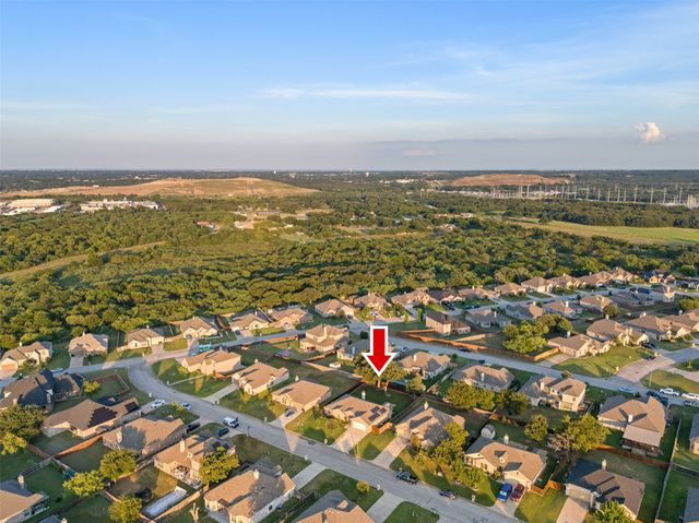 3733 Cecelia Lane, Forest Hill, TX 76140