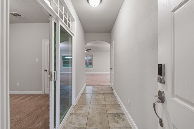 3733 Cecelia Lane, Forest Hill, TX 76140