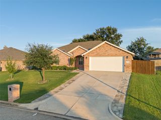 3733 Cecelia Lane, Forest Hill, TX 76140