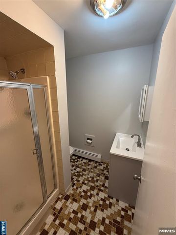 75 Lodi Street, Hackensack, NJ 07601