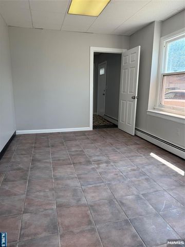 75 Lodi Street, Hackensack, NJ 07601