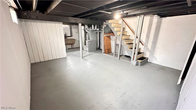 21610 Crystal Avenue, Euclid, OH 44123