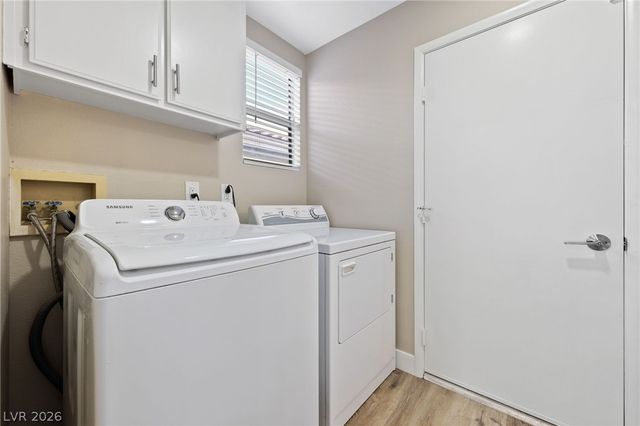 7627 Kalmalii Avenue, Las Vegas, NV 89147