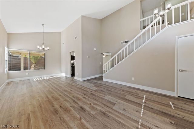 7627 Kalmalii Avenue, Las Vegas, NV 89147