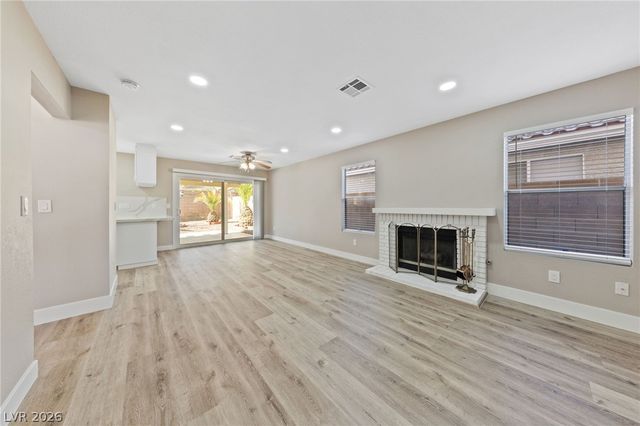 7627 Kalmalii Avenue, Las Vegas, NV 89147