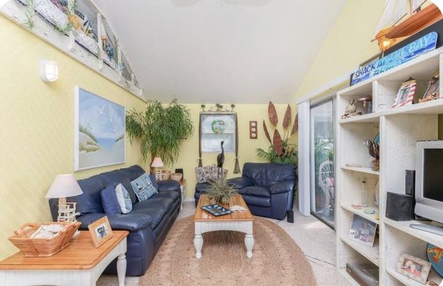 3528 W SHELL POINT ROAD, Ruskin, FL 33570