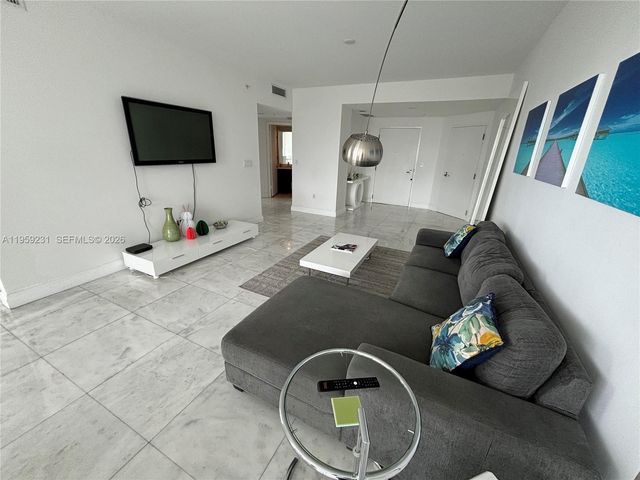 18201 Collins Ave 801, Sunny Isles Beach, FL 33160