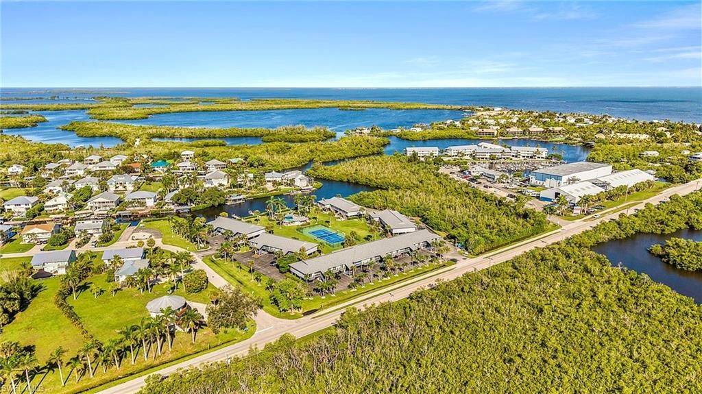 16385 Boyce DR 301, BOKEELIA, FL 33922 — exterior