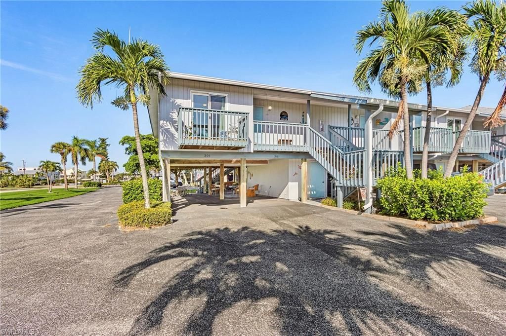 16385 Boyce DR 301, BOKEELIA, FL 33922 — photo 2