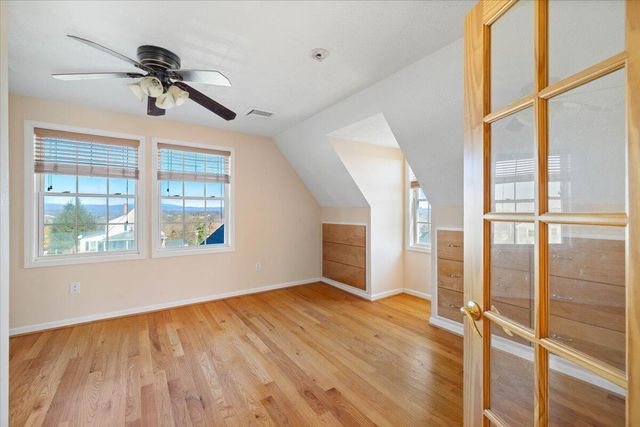 112 JACKSON CIR, Radford, VA 24141