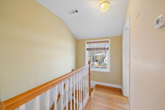 112 JACKSON CIR, Radford, VA 24141