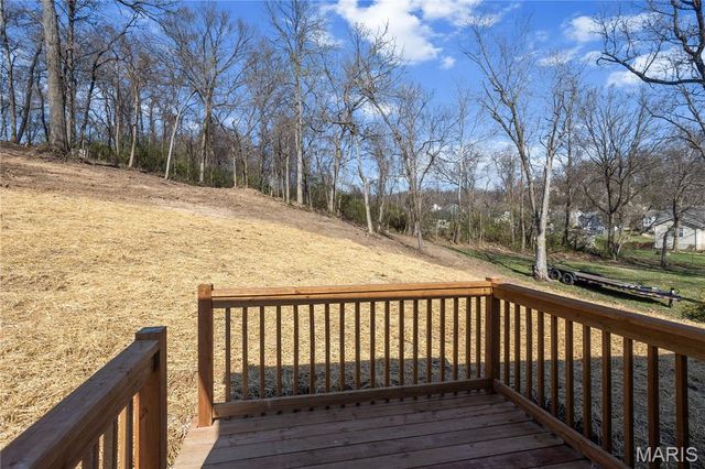 902 Forest Avenue, Valley Park, MO 63088