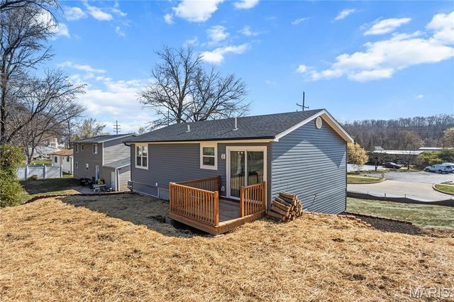 902 Forest Avenue, Valley Park, MO 63088