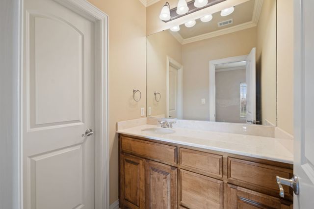 1131 Fountain Creek Boulevard, Pottsboro, TX 75076