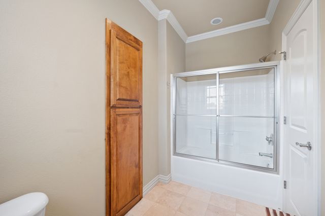 1131 Fountain Creek Boulevard, Pottsboro, TX 75076