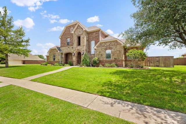1131 Fountain Creek Boulevard, Pottsboro, TX 75076