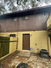 4313 SW 68 TERRACE, Gainesville, FL 32608