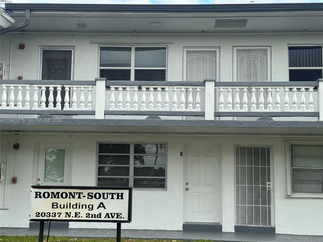 20337 NE 2nd Ave 18, Miami, FL 33179