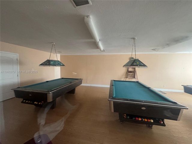 20337 NE 2nd Ave 18, Miami, FL 33179