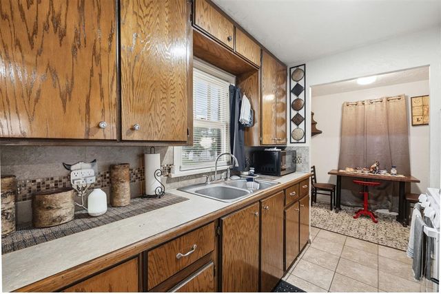 800 S Bickford Avenue, El Reno, OK 73036