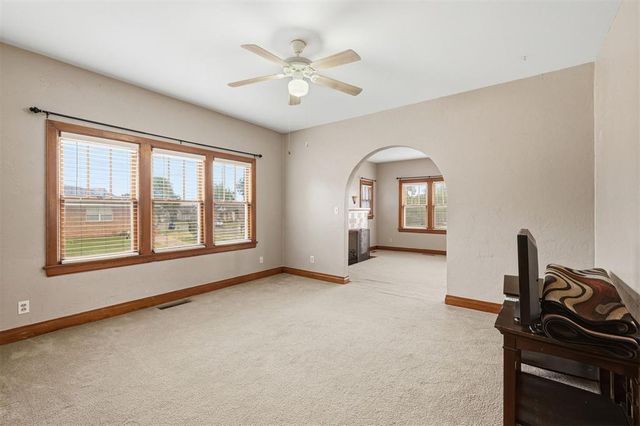 800 S Bickford Avenue, El Reno, OK 73036