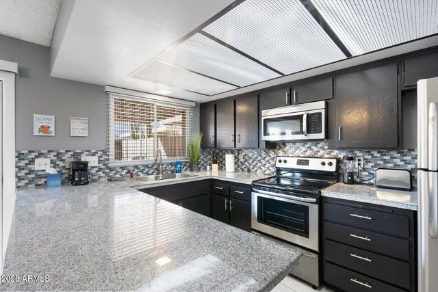 6921 E Osborn Road Unit D, Scottsdale, AZ 85251