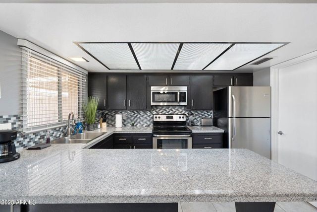 6921 E Osborn Road Unit D, Scottsdale, AZ 85251