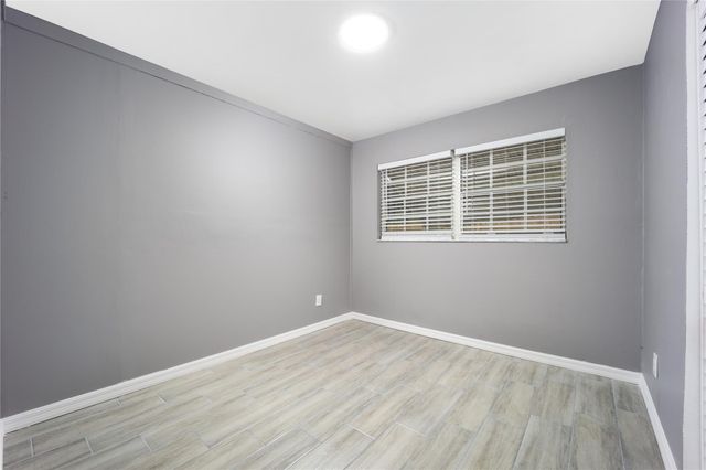 914 SE 9th St, Stuart, FL 34994