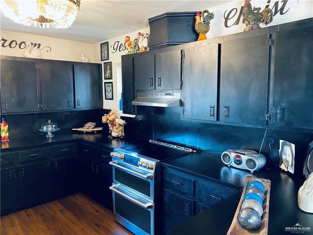 1113 W Maple Avenue, Mcallen, TX 78501