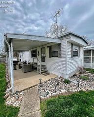 NE 3575 Catawba Road # 5, Port Clinton, OH 43452