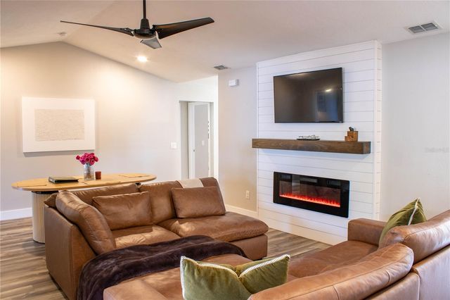 1413 SANDALWOOD DRIVE, Plant City, FL 33563