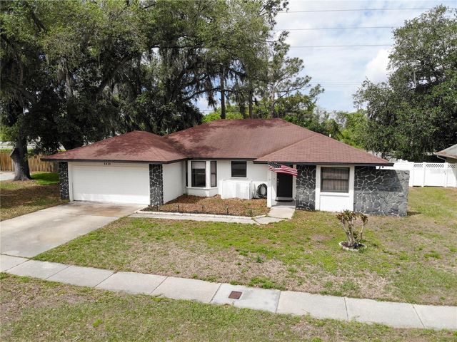 1413 SANDALWOOD DRIVE, Plant City, FL 33563