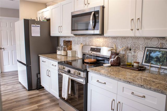 1413 SANDALWOOD DRIVE, Plant City, FL 33563