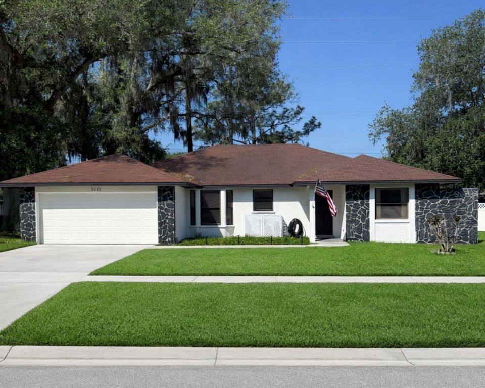 1413 SANDALWOOD DRIVE, Plant City, FL 33563