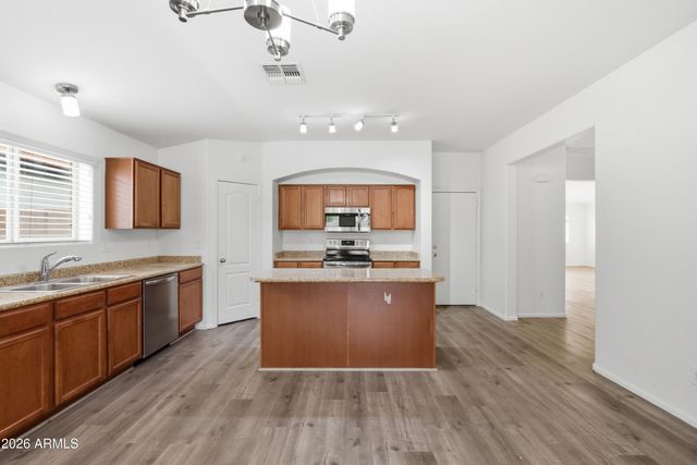 3890 E GRAPHITE Road, San Tan Valley, AZ 85143