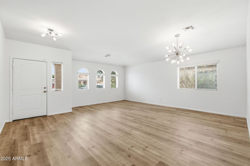 Image 10 of property listing at 3890 E GRAPHITE Road, San Tan Valley, AZ 85143