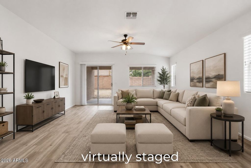 Image 7 of property listing at 3890 E GRAPHITE Road, San Tan Valley, AZ 85143